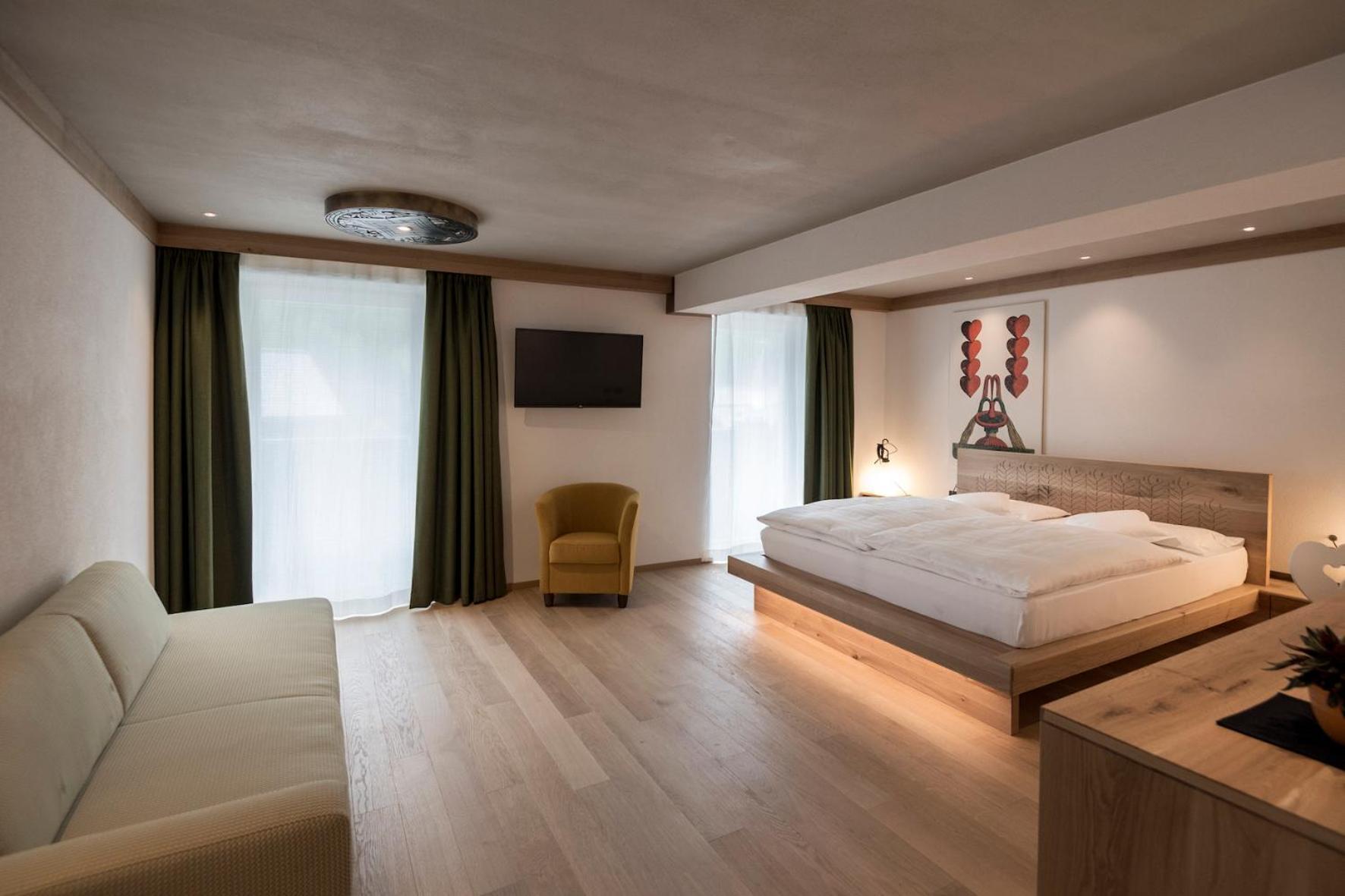 Posta Zirm Hotel Corvara In Badia Ngoại thất bức ảnh