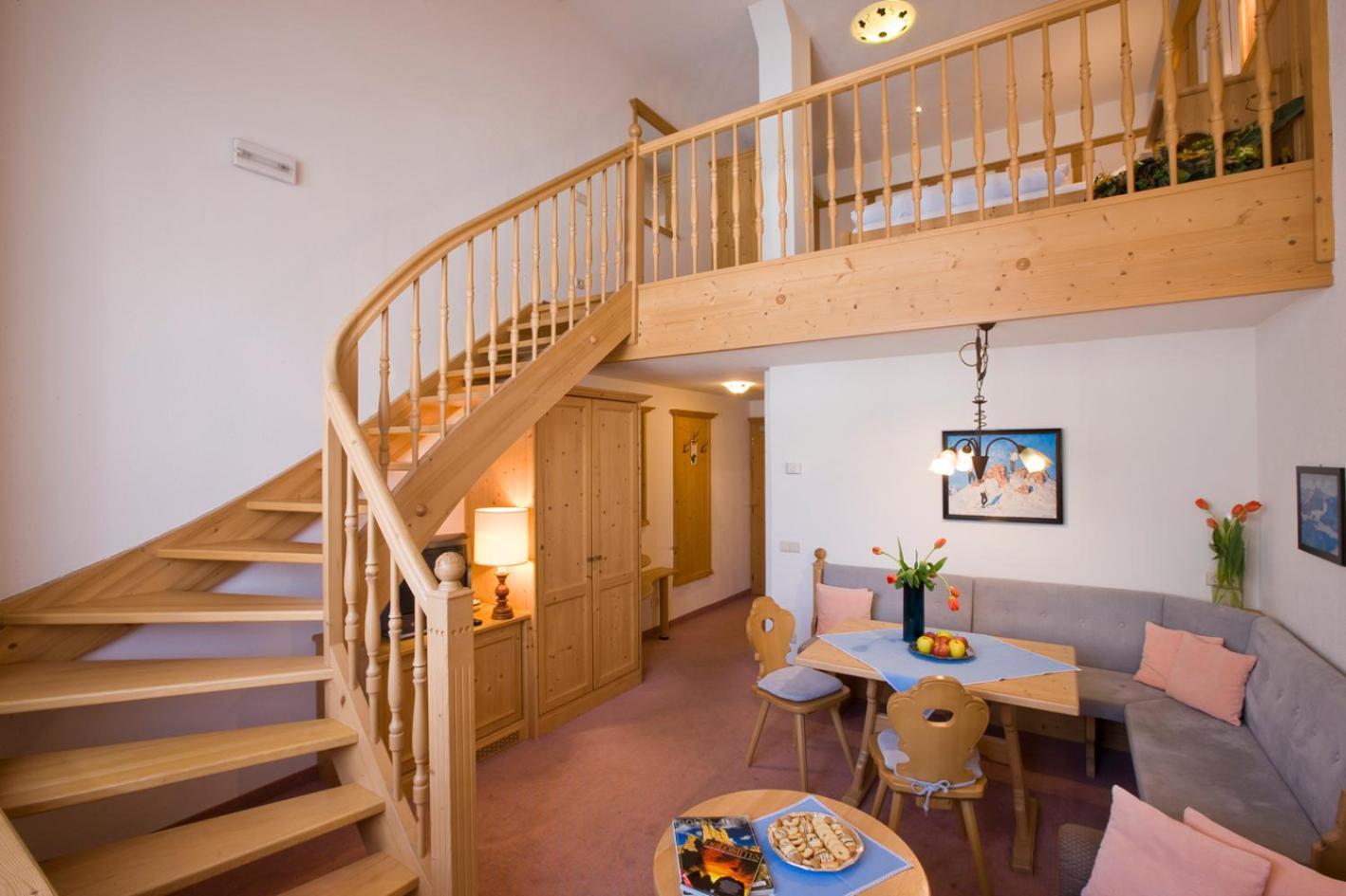 Posta Zirm Hotel Corvara In Badia Ngoại thất bức ảnh